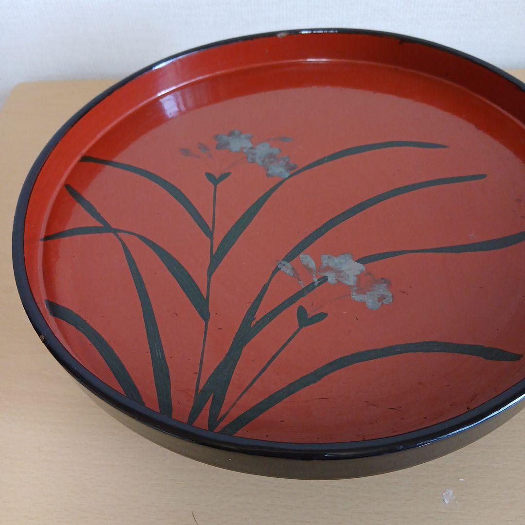 赤黒漆塗り 植物模様の円形膳