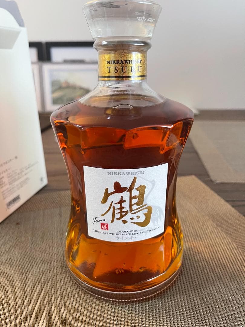 ウイスキー Nikka Tsuru 700 ML unopened