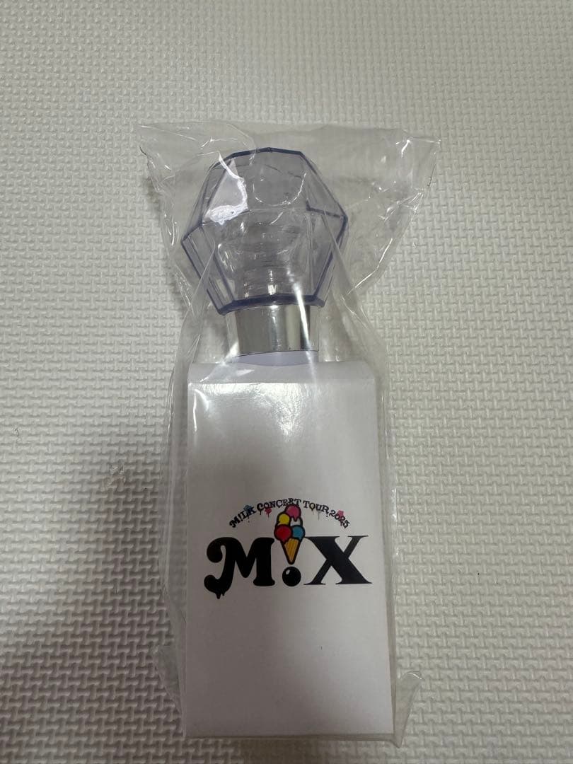 値下げ　　M!LK ペンライト