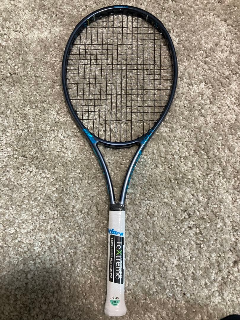 新品未使用品　O3 Tour テニスラケット 100平方インチ 305g