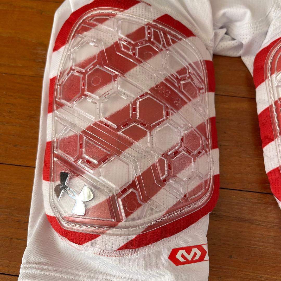 アメフト　アンダーアーマパッド付きインナー　youth Mサイズ