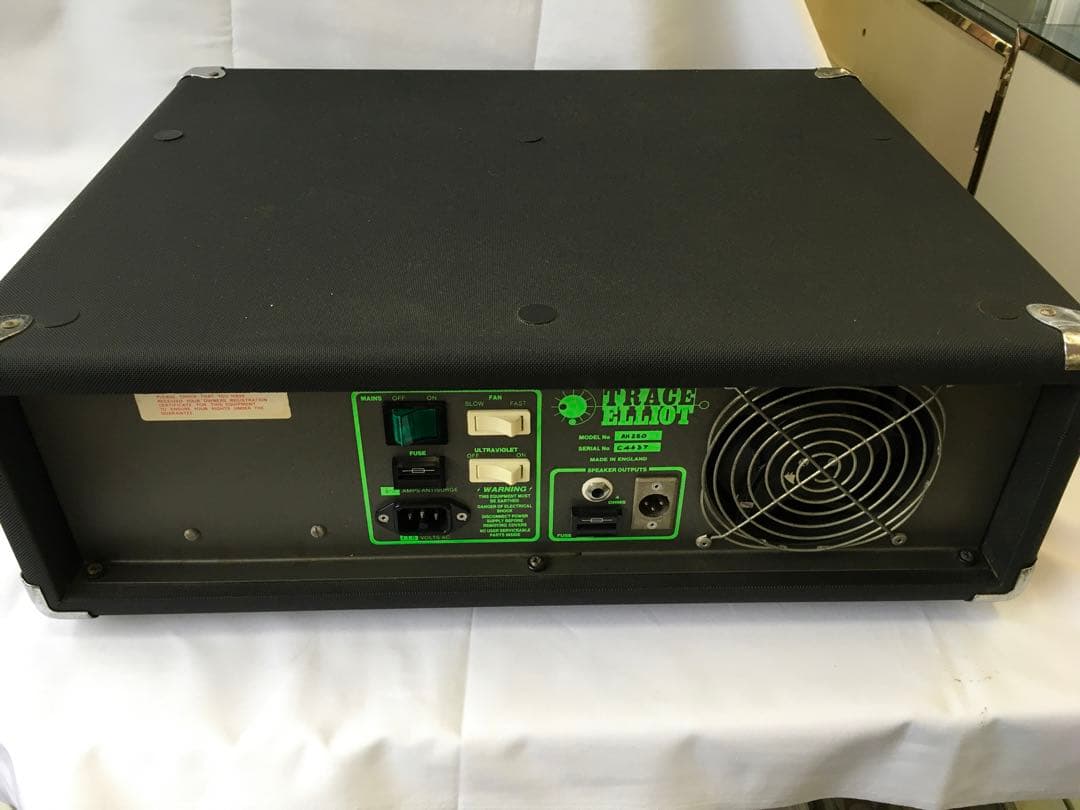 TRACE ELLIOT アンプ　AH250 ジャンク品