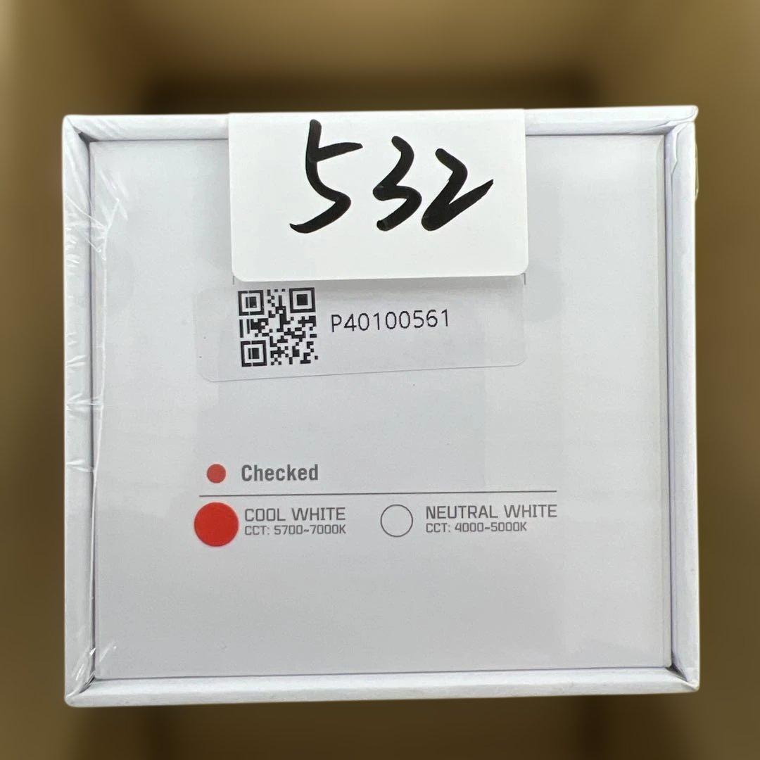 532 未開封OLIGHT Seeker 4 Pro LEDライト