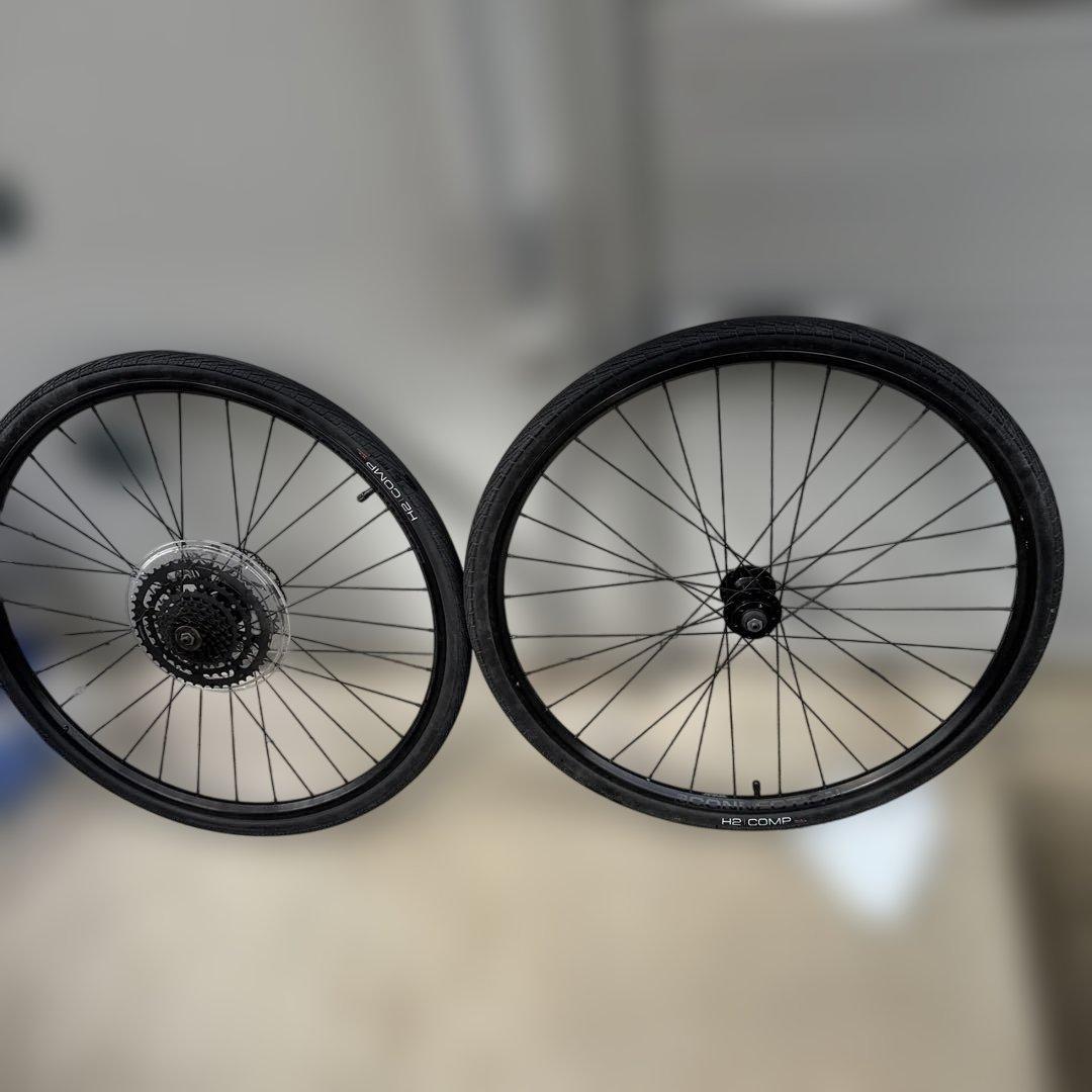 bontrager connection 前後セット　ボントレガータイヤ付き