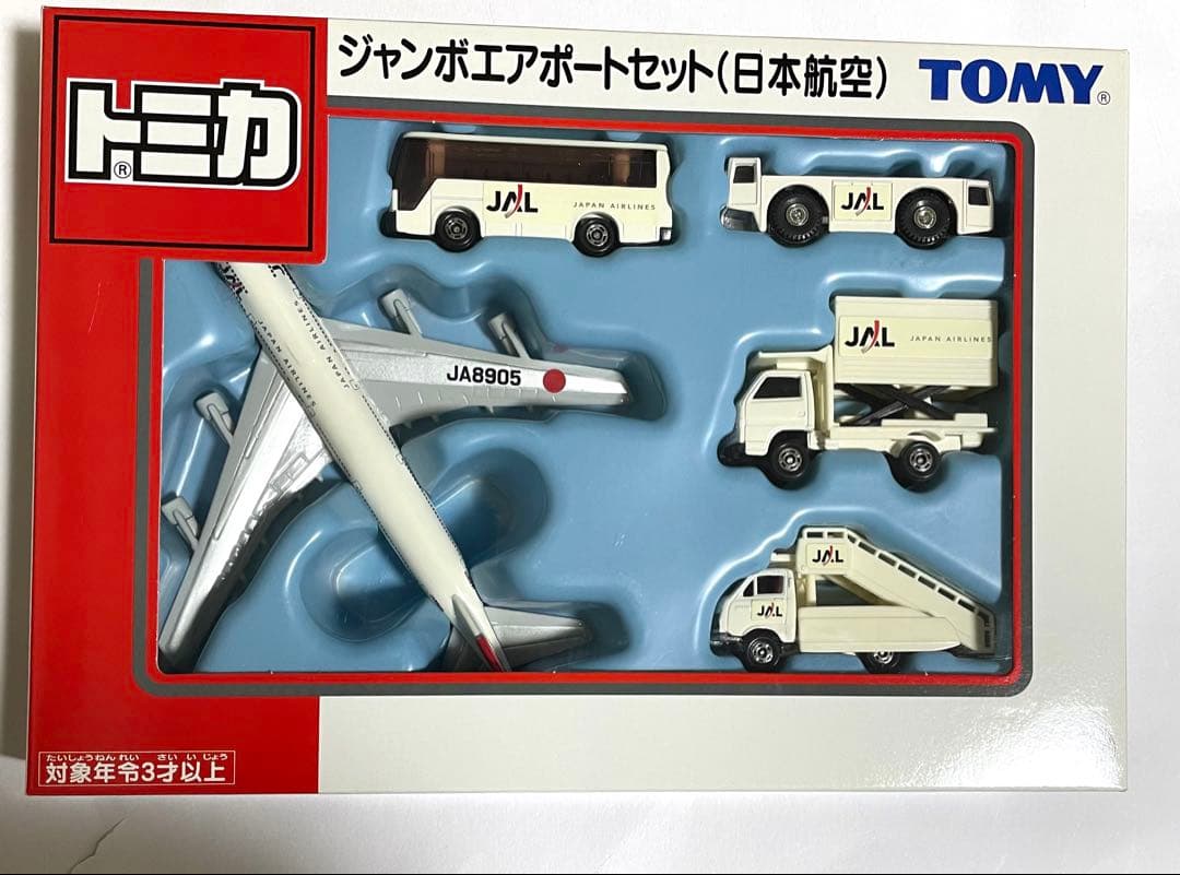 トミカ ジャンボエアポートセット 日本航空新品未開封