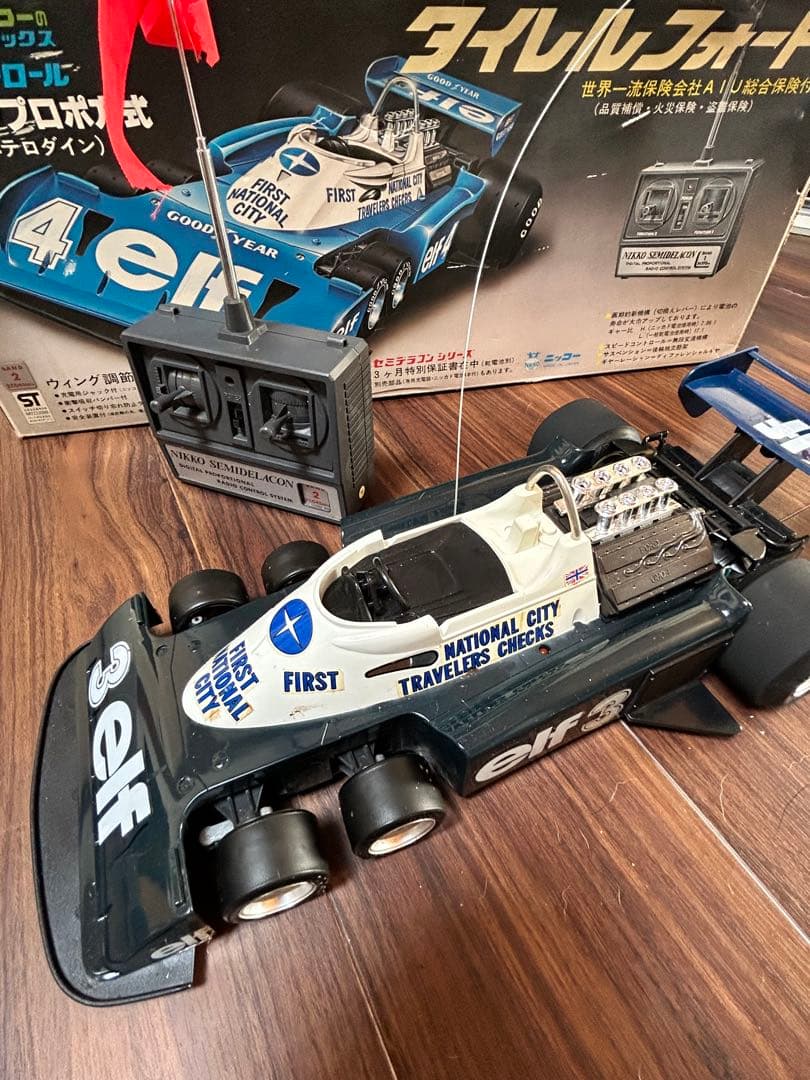 昭和レトロ ラジコンカー タイレルフォード リモコン 箱 説明書付 未動作確認