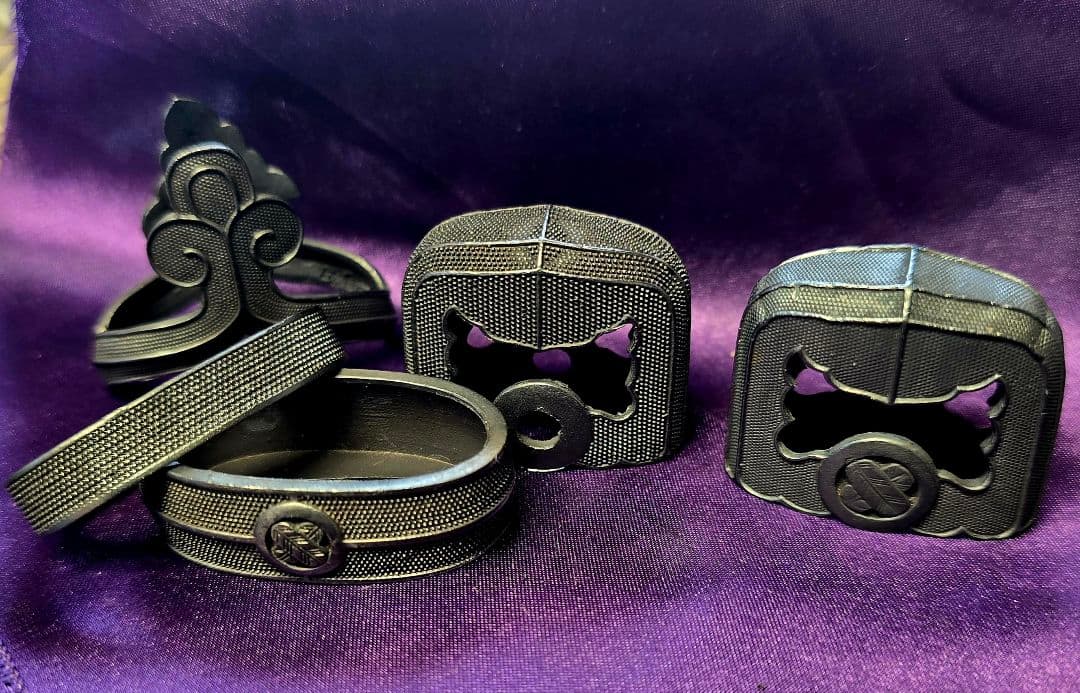 半太刀装具　鷹羽纹 大縁41mm