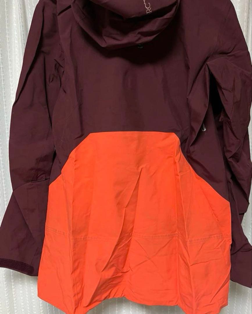 アークテリクス。ゴアテックス　センチネルLT ジャケット