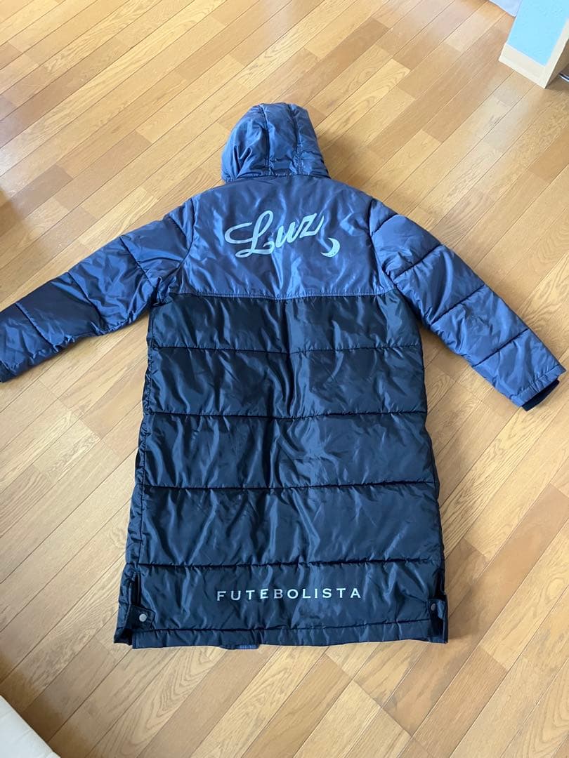 ルースイソンブラフード付きロングダウンコート グレーブラックツートン