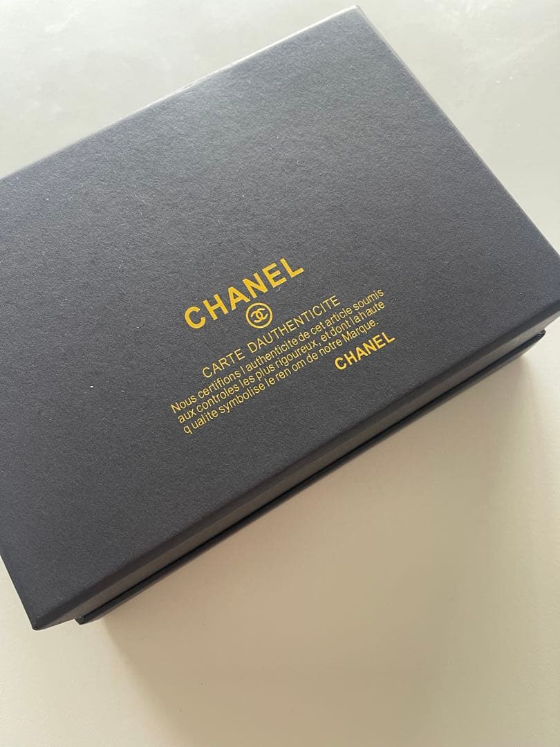 CHANEL キルティング ブラックバッグノベルティ