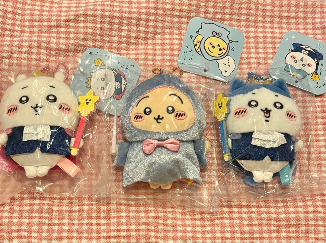 ちいかわ　うさぎ　バ～スティッ　ハチワレ　マスコット