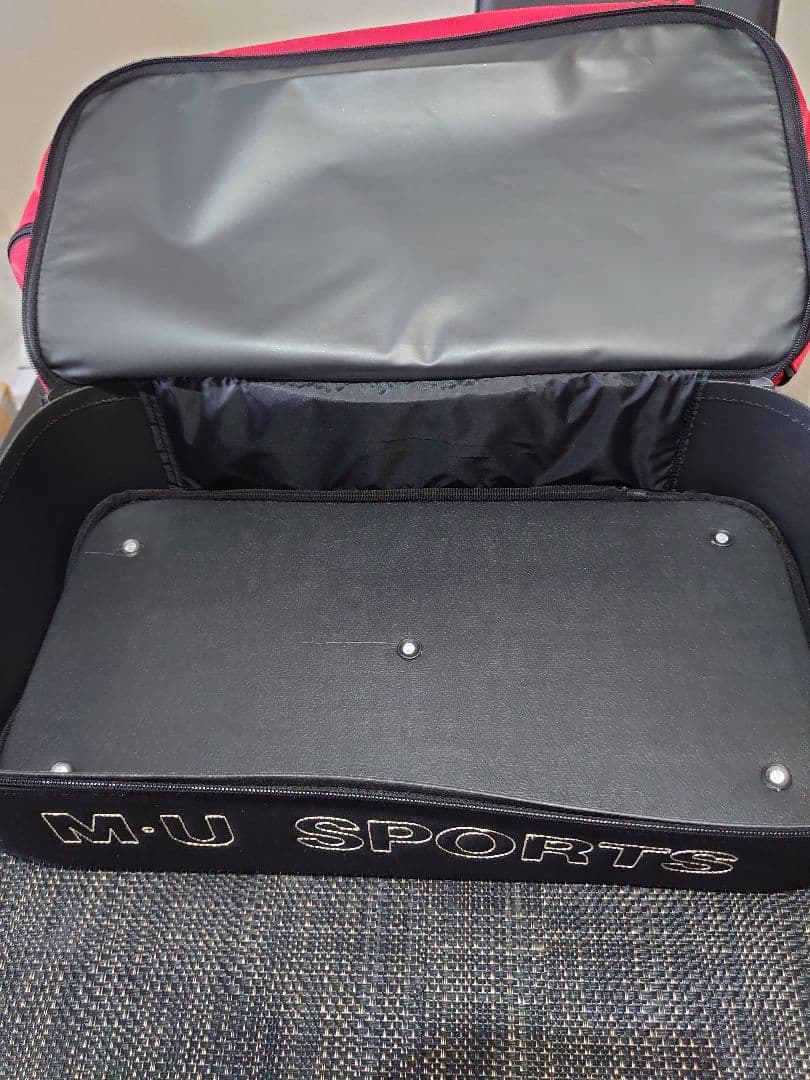 M.U SPORTS ゴルフバッグ 赤色