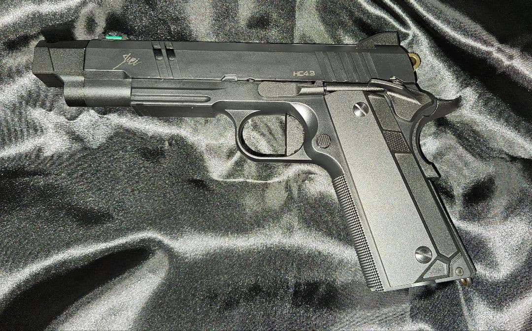 トイガン Carbon8 HELLCAT 4.3 Black Kitty