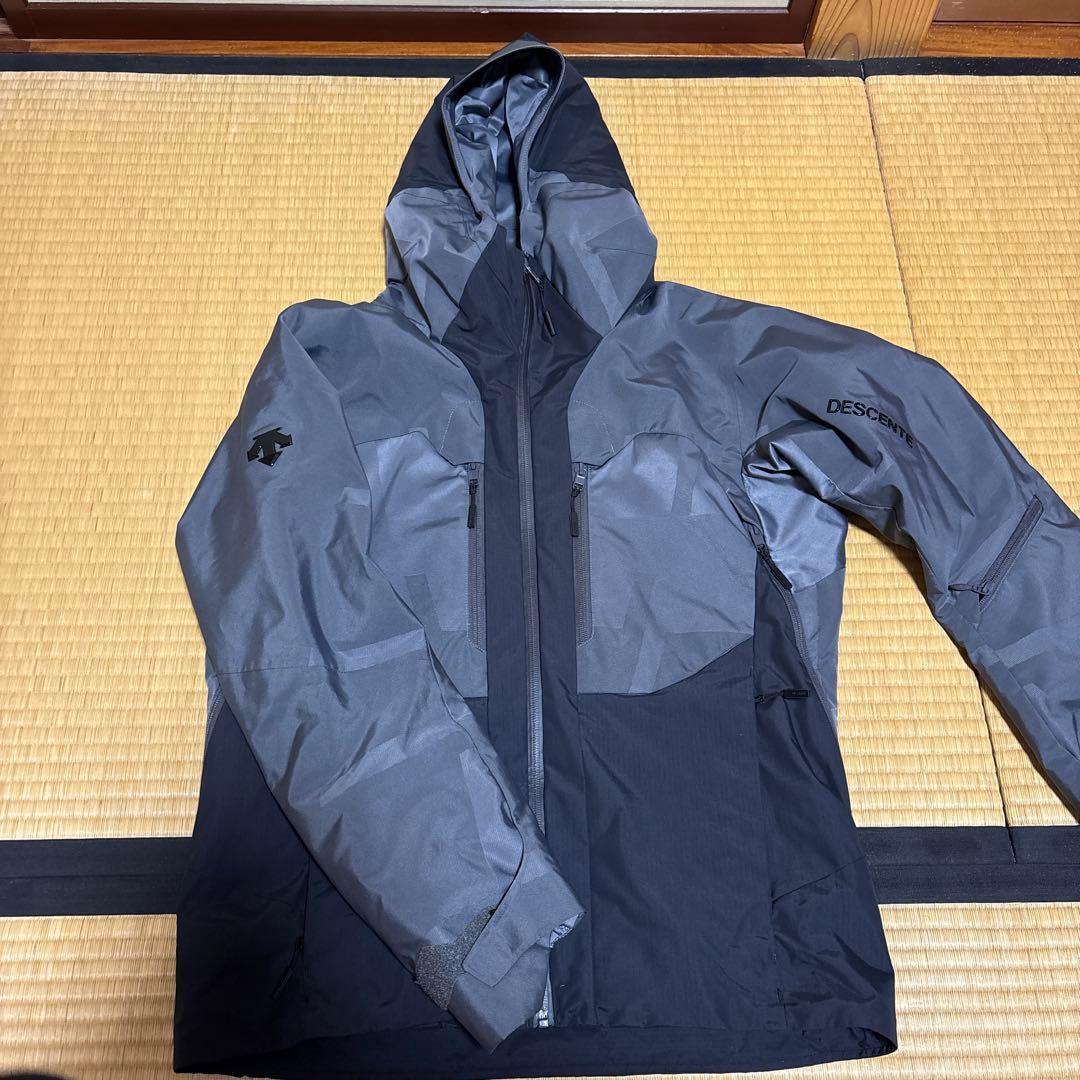 デサント スキーウエア S.I.O CONCEPT ジャケット(上) Mサイズ