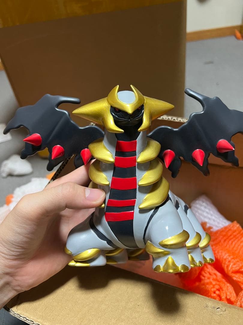 ギラティナ フィギュア 立体