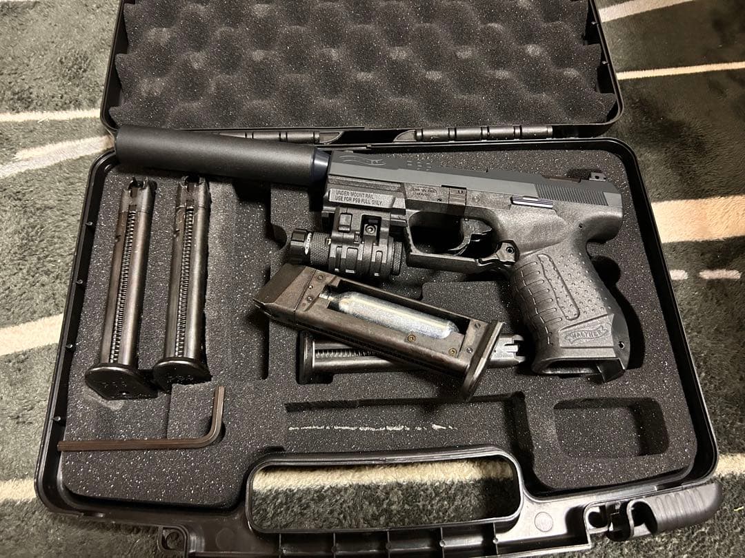 マルゼン　Walther P99 co2ガスガン 専用ケース付き