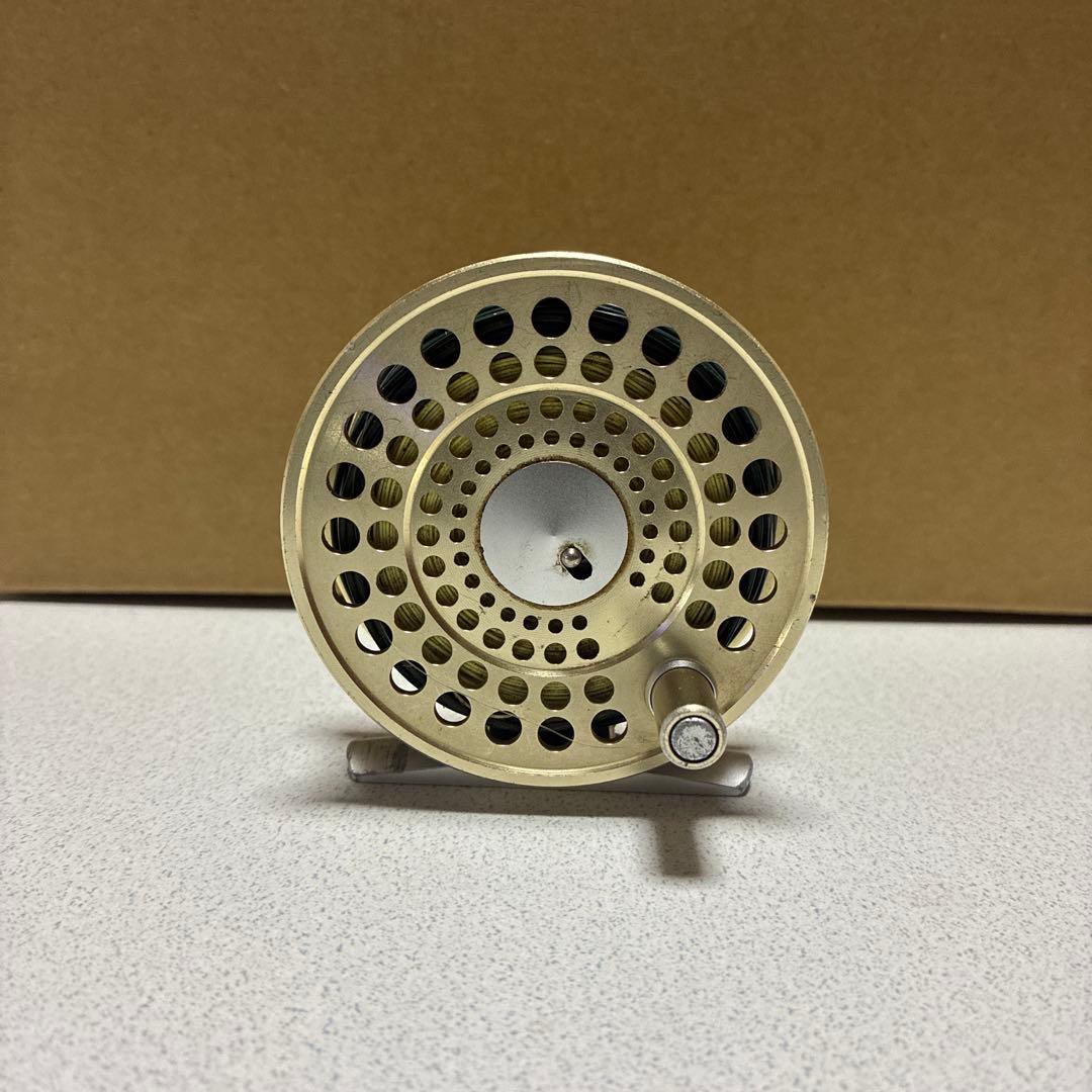 ＭAR RY AＴ　ＭR 7.5A ゴールド