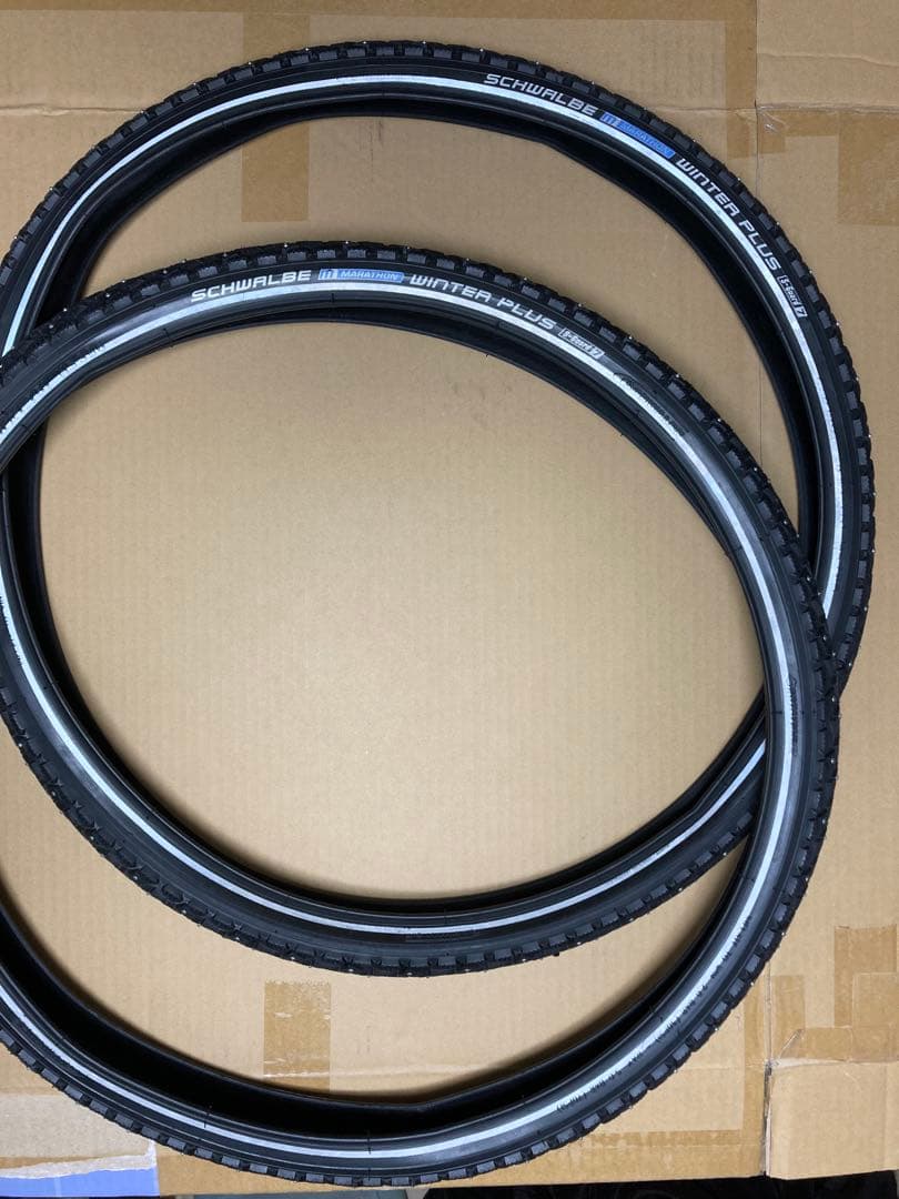 SCHWALBE WINTER PLUS 26 x 1.75 シュワルベ