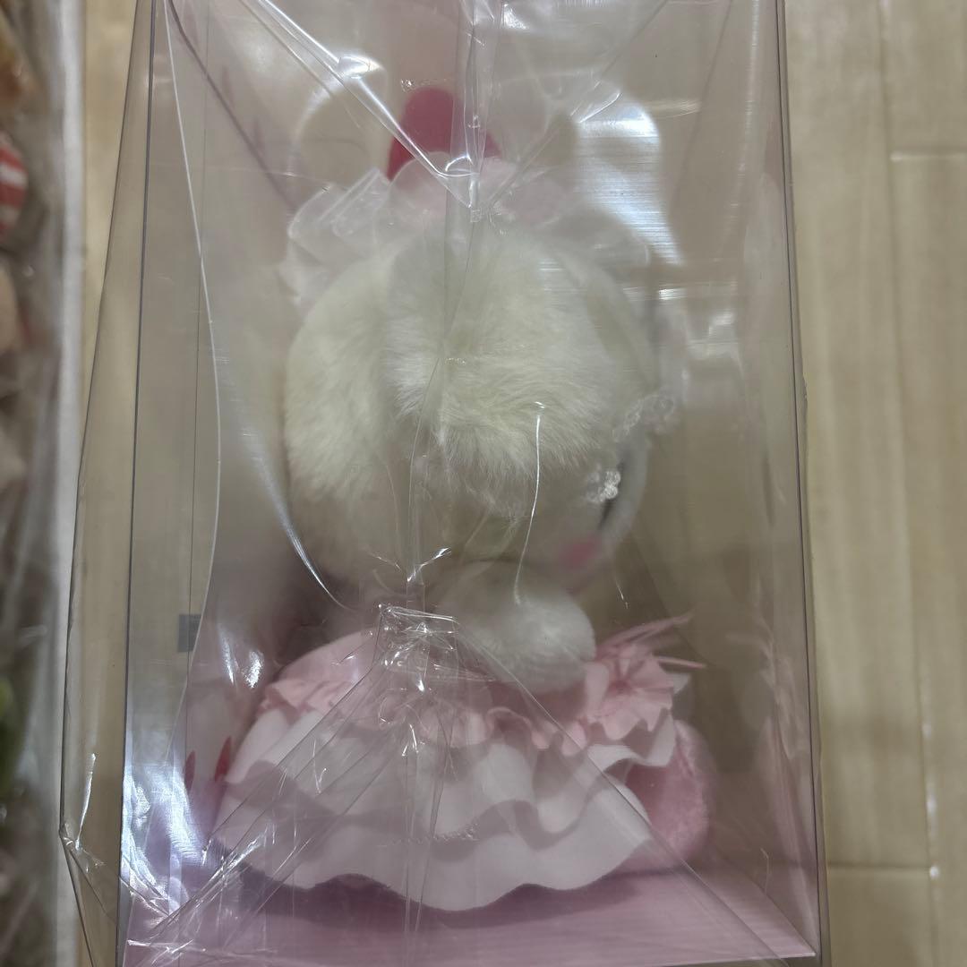 新品サンリオ　いちごホイップケーキ　ぬいぐるみ&アクセサリーセット　マイメロディ