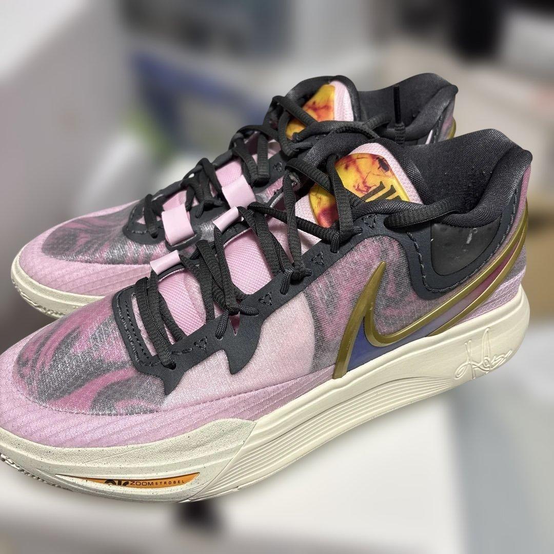 Nike KYRIE8 ASW 日本未発売