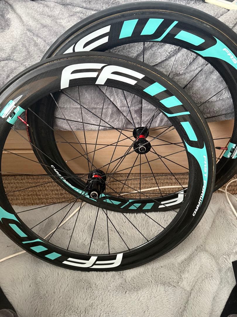 早めに売りたいので値下げ⭕️FFWD ホイールセット カーボン