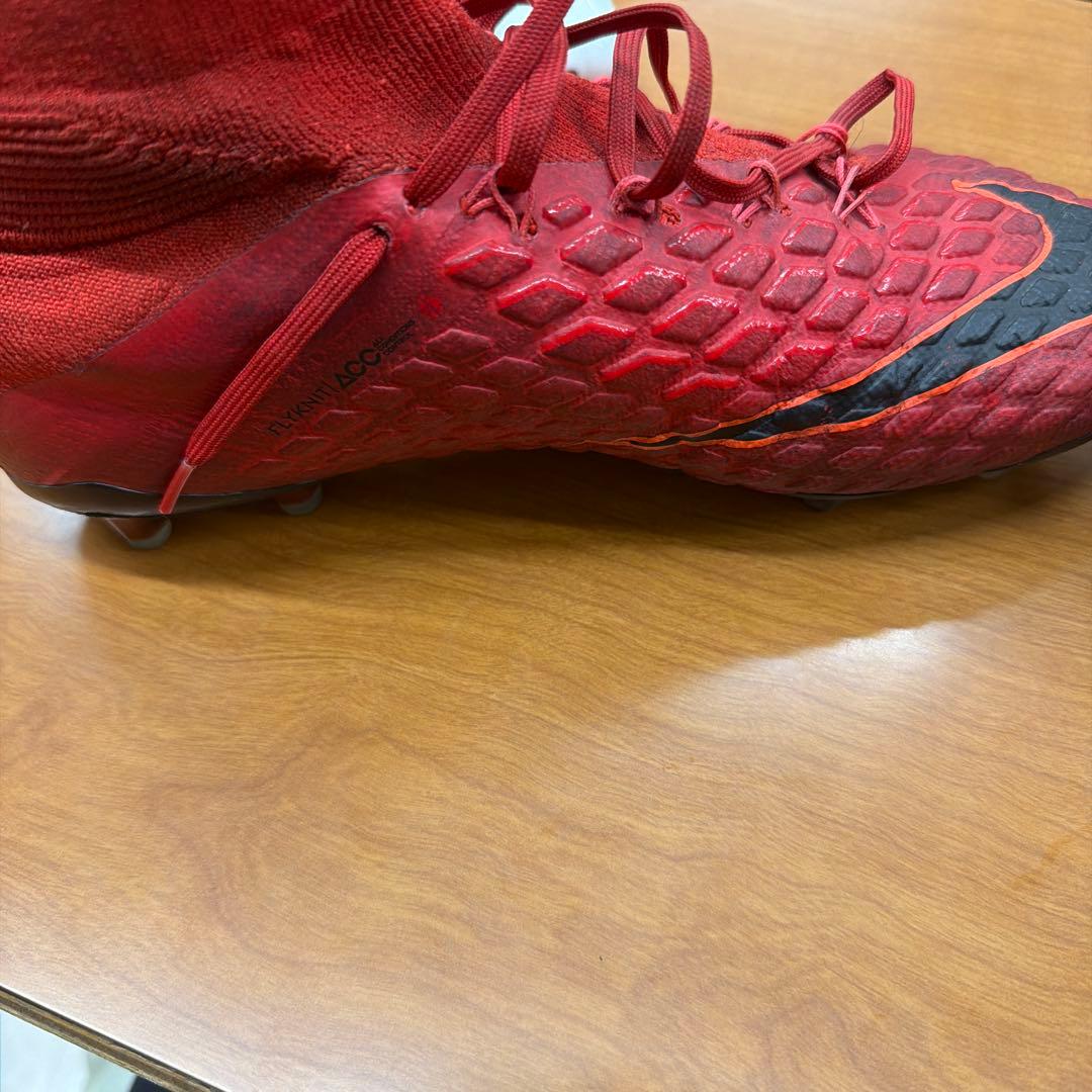 サッカースパイクナイキハイパーヴェノム