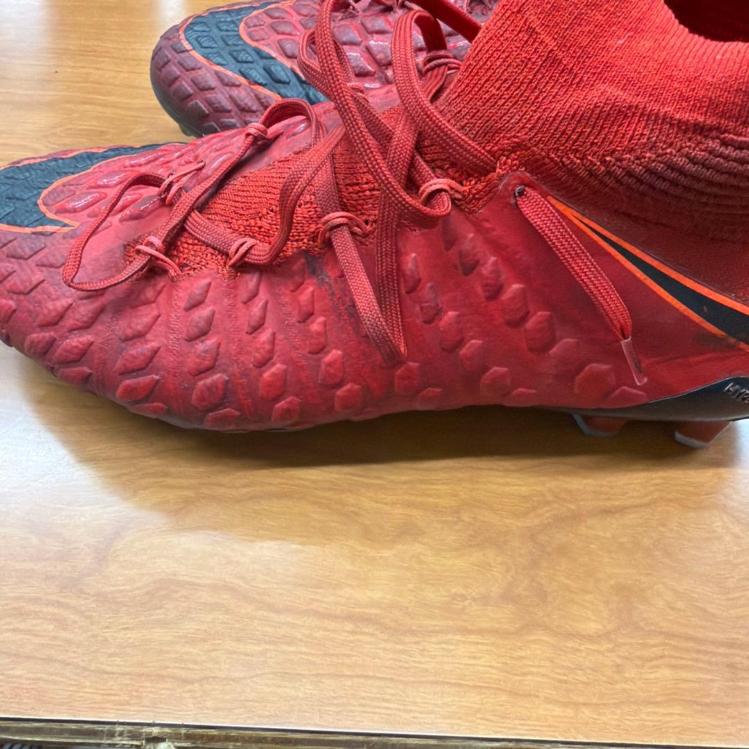 サッカースパイクナイキハイパーヴェノム