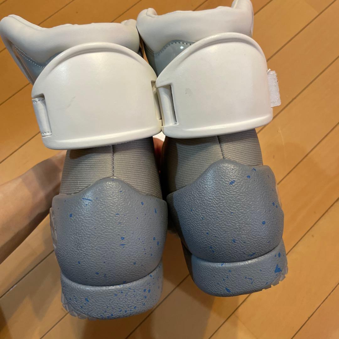 バックトゥーザフューチャー風 スニーカー