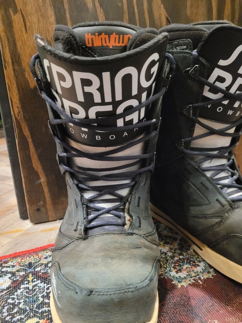 THIRTYTWO サーティーツー スノーボードブーツ スノボブーツ