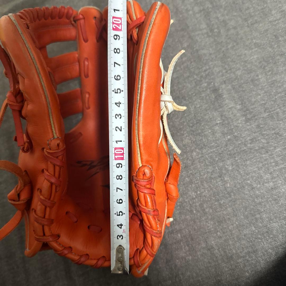 ミズノ　軟式外野手用　限定モデル