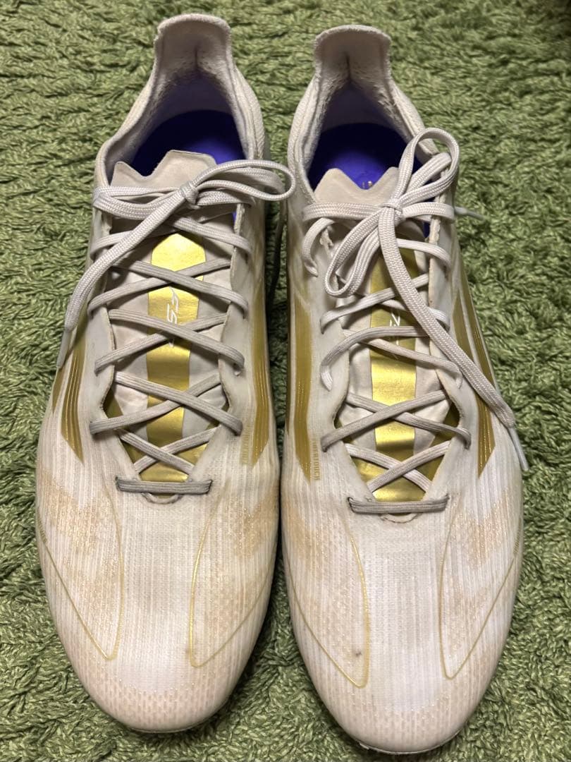 adidas F50 ホワイト/ゴールド サッカーシューズ