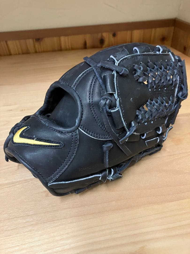 ナイキ　硬式　グローブ　右投げ　内野手　外野手　ダイヤモンドエリート　vapor