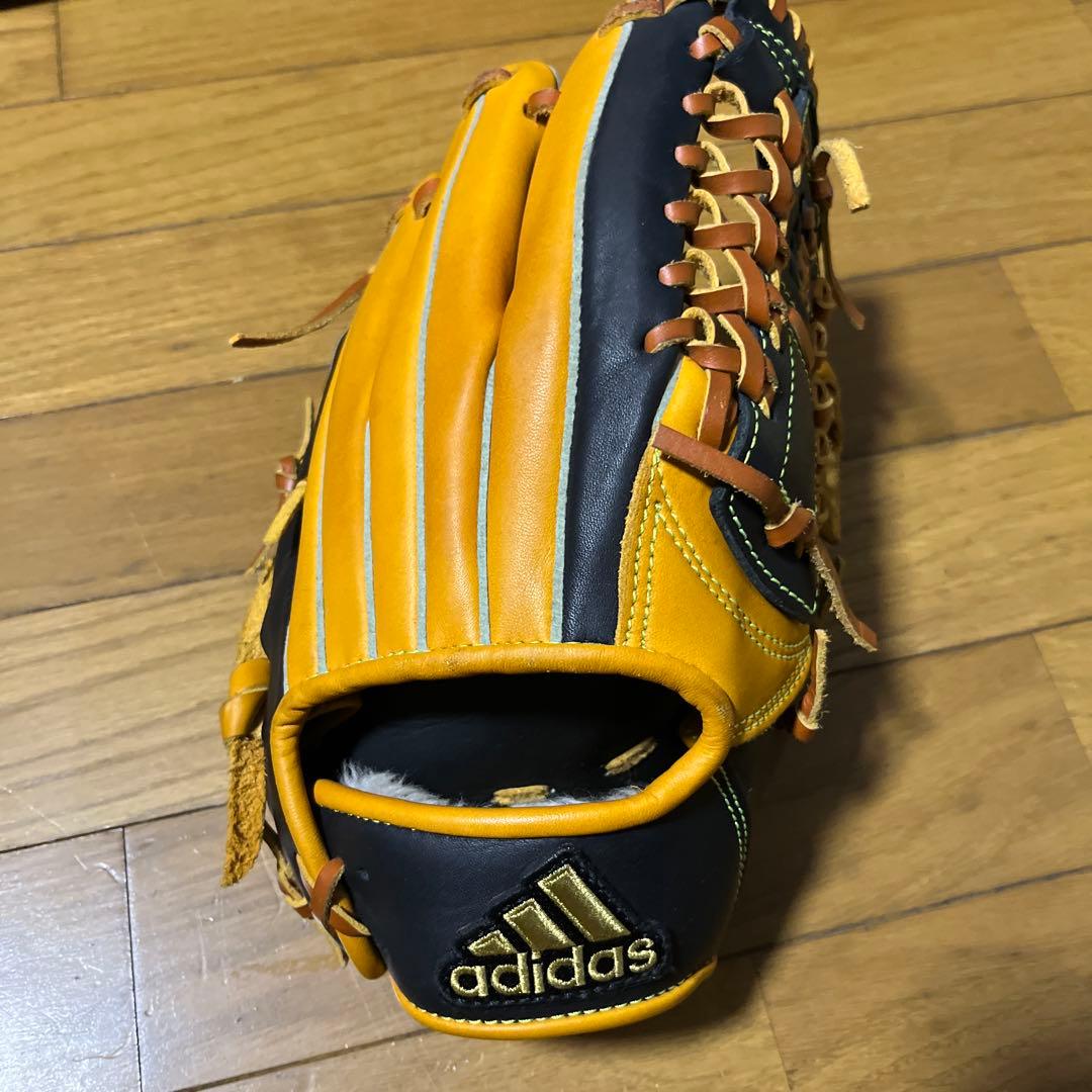 adidas 軟式野球グローブ INT82