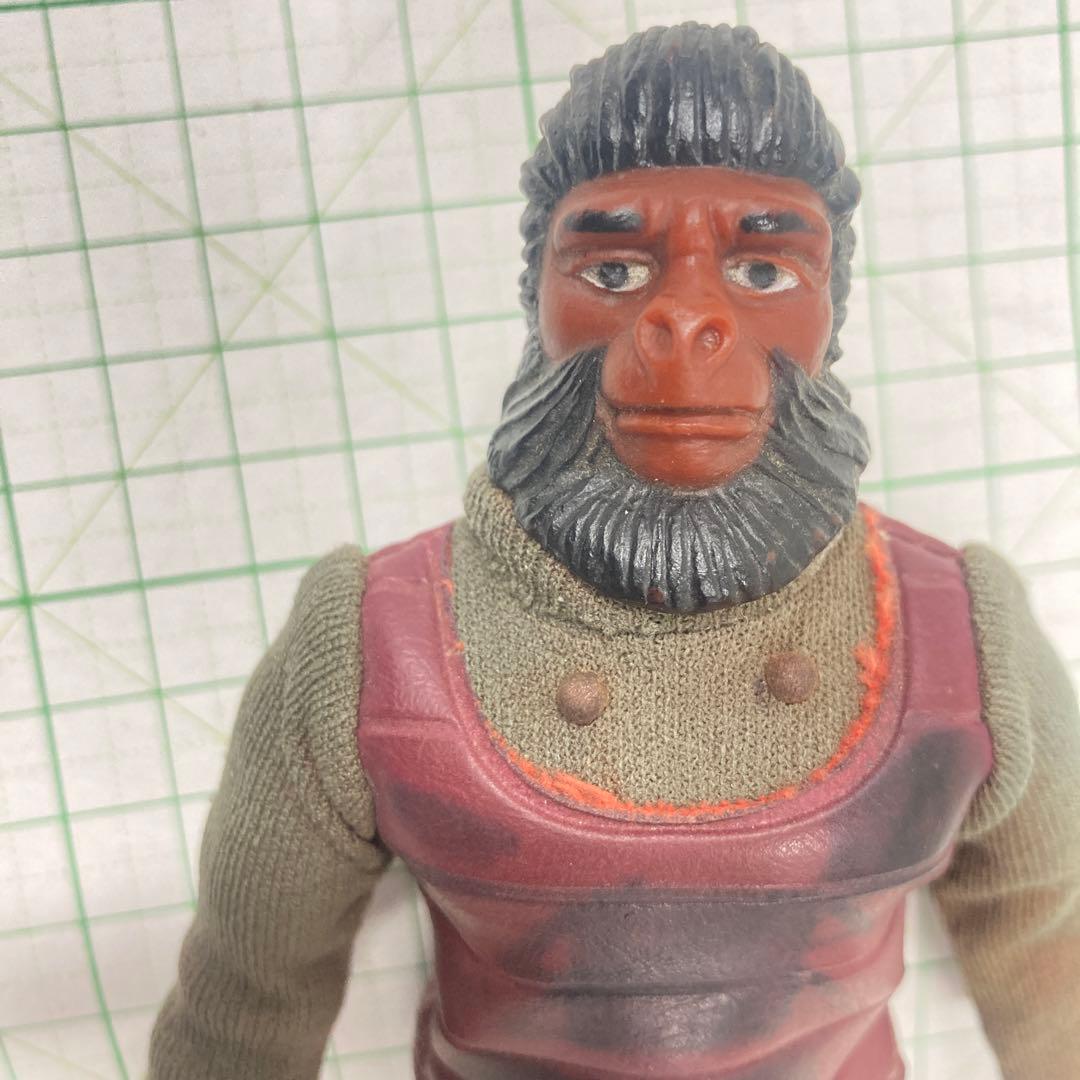 初代猿の惑星の1974年製メゴ社製のフィギュアだと思われます可動緩み無し！