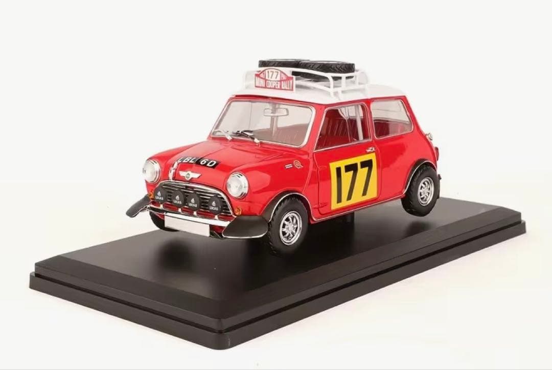 ミニクーパー モンテカルロ ラリー1967 177号車 1/18 赤 新品未使用