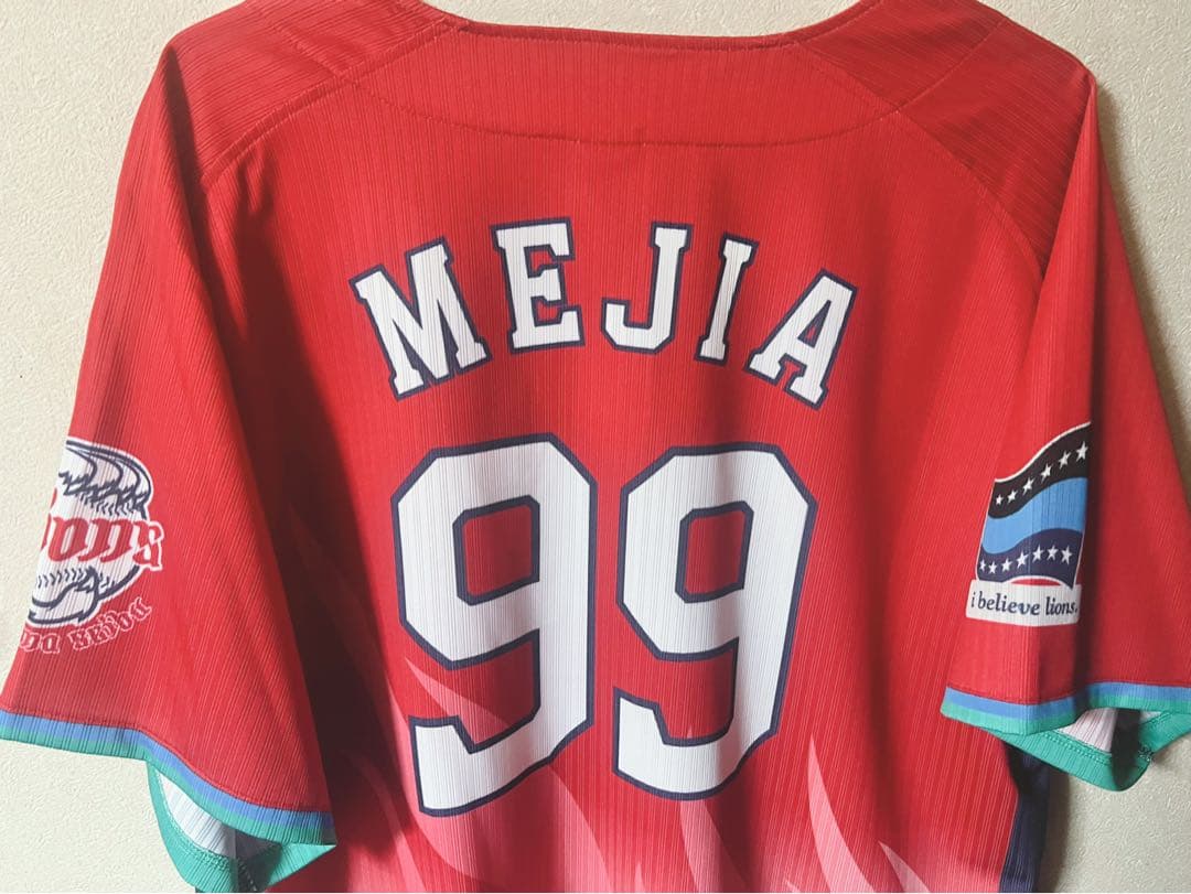 【新品未使用】埼玉西武ライオンズ 炎獅子ユニフォームXL エルネストメヒア　99