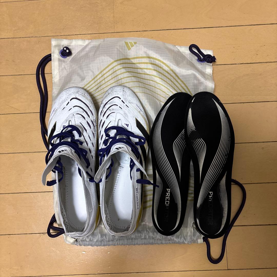 adidas Predator スパイクシューズ ホワイト/ネイビー