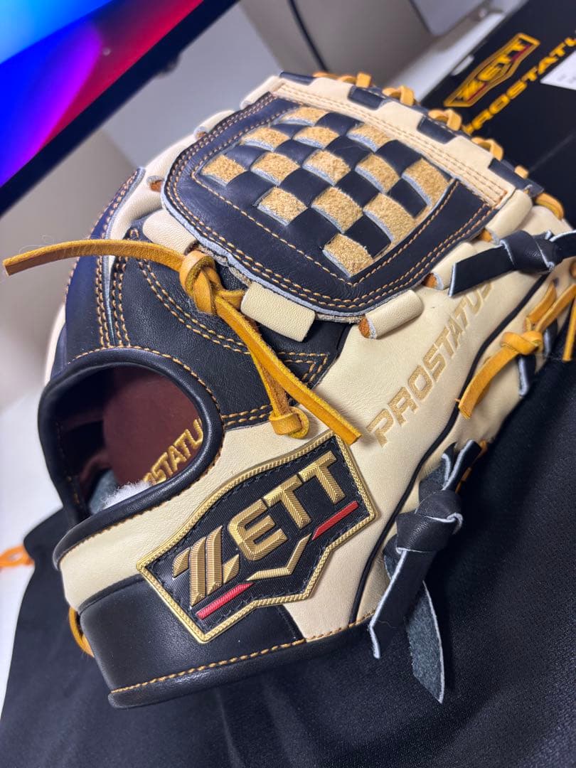 ZETT プロステイタス 源田モデル 軟式右投げ 箱・保存袋付き