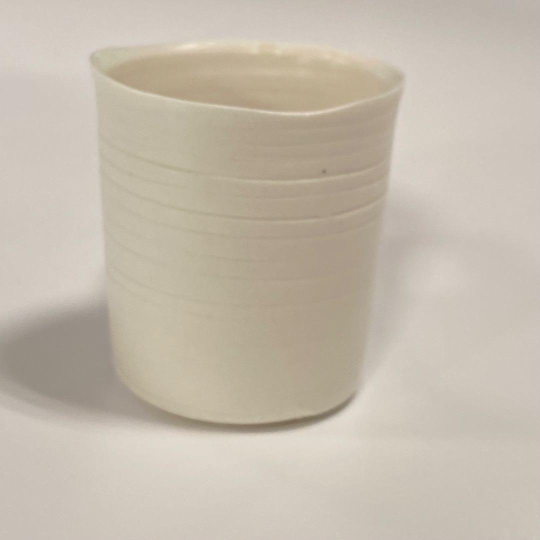 黒田泰蔵　白磁　デミタスカップ＆ソーサー