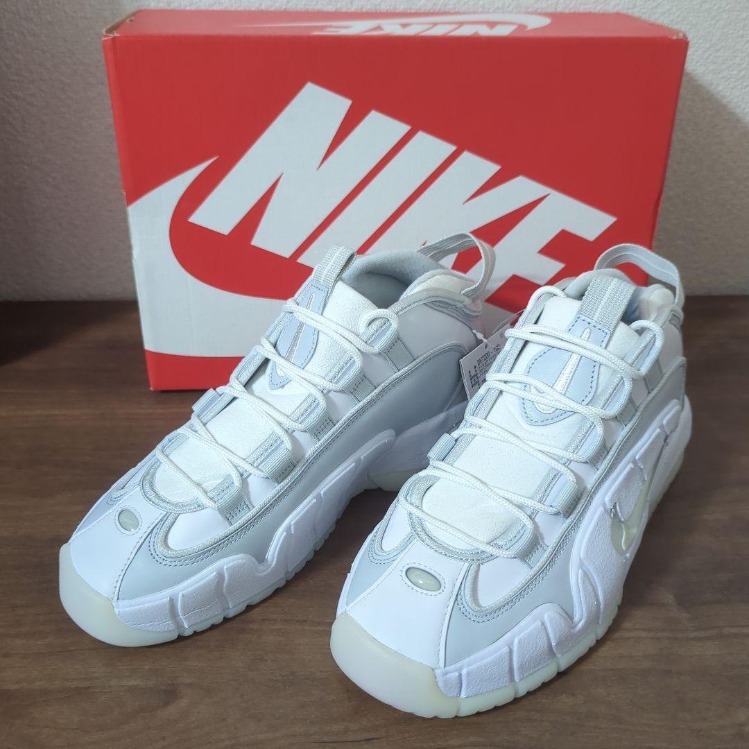 NIKE　エアマックスペニー　ホワイト/グレー