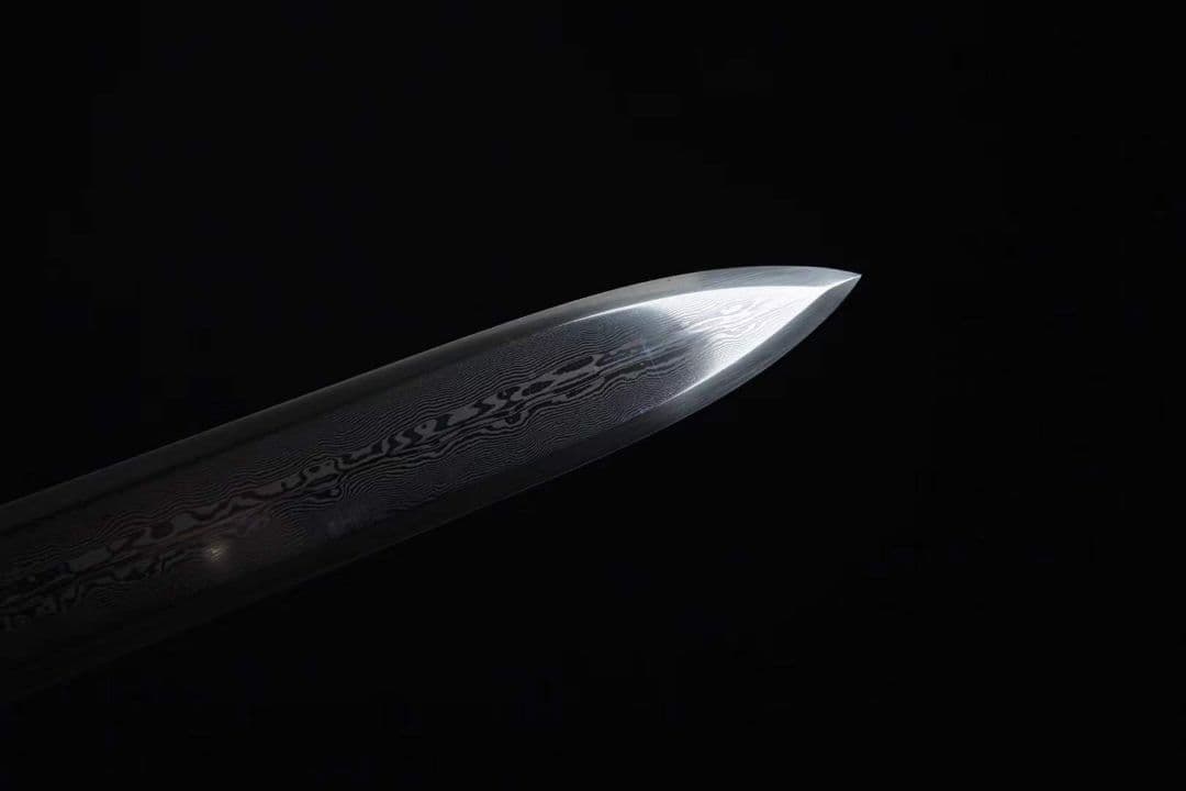 中国龍—-大剣（黒い魚皮タイプ） 古兵器 武具　刀装具　日本刀　模造刀 居合刀