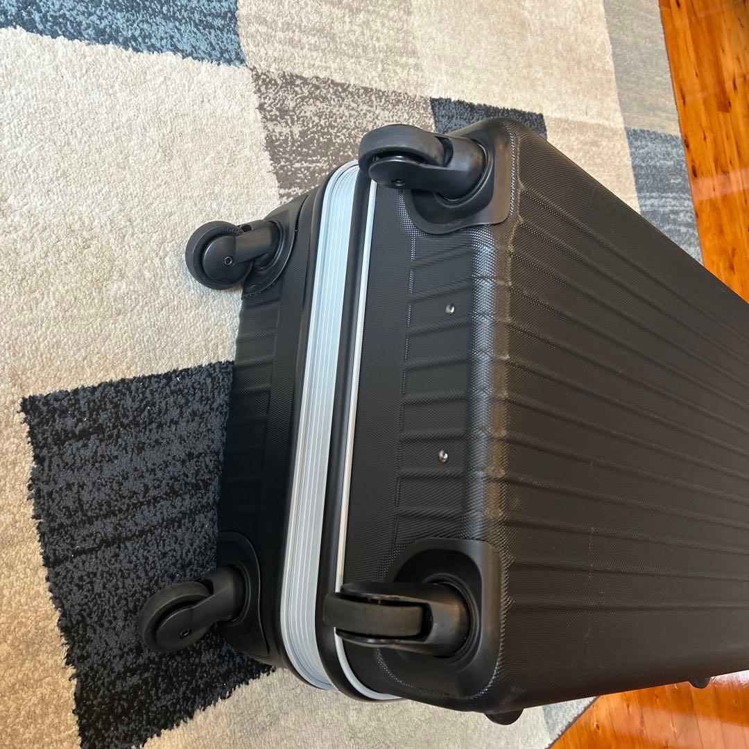 スーツケース、 72cm✖️29cm鍵付き