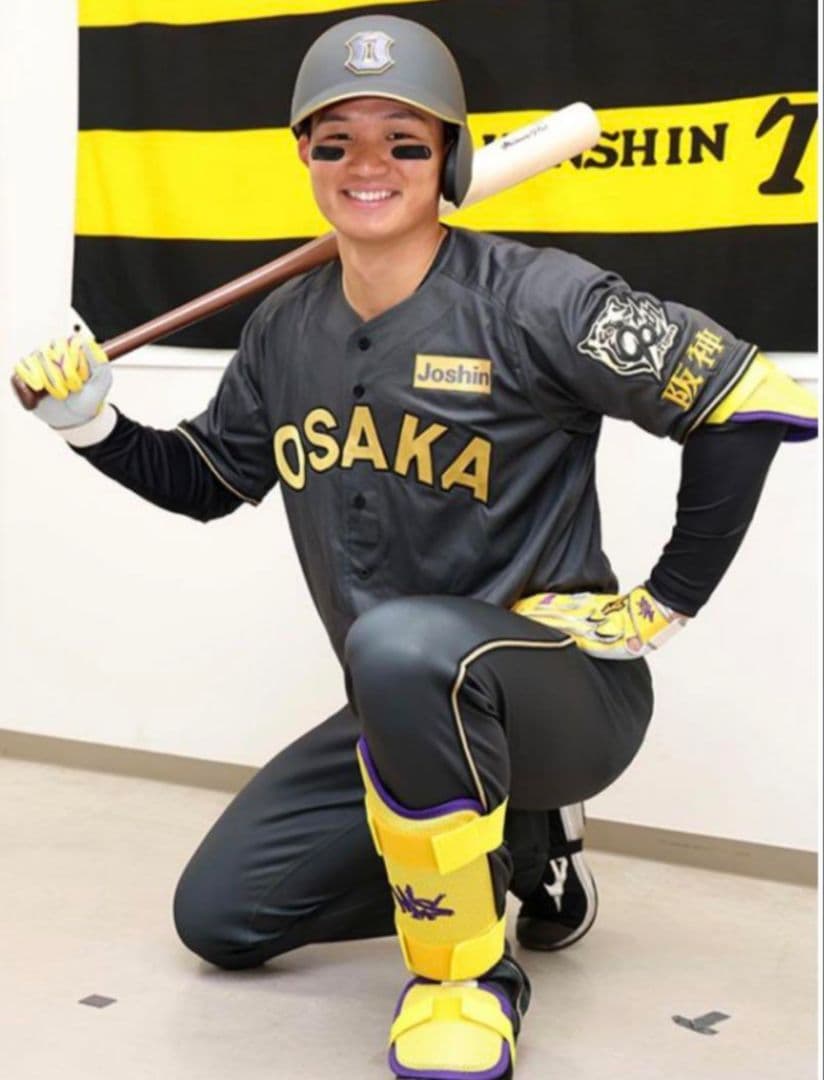 ✨️大幅値下げ✨️阪神タイガース 森下翔太 ブラックダイナマイトユニフォームL