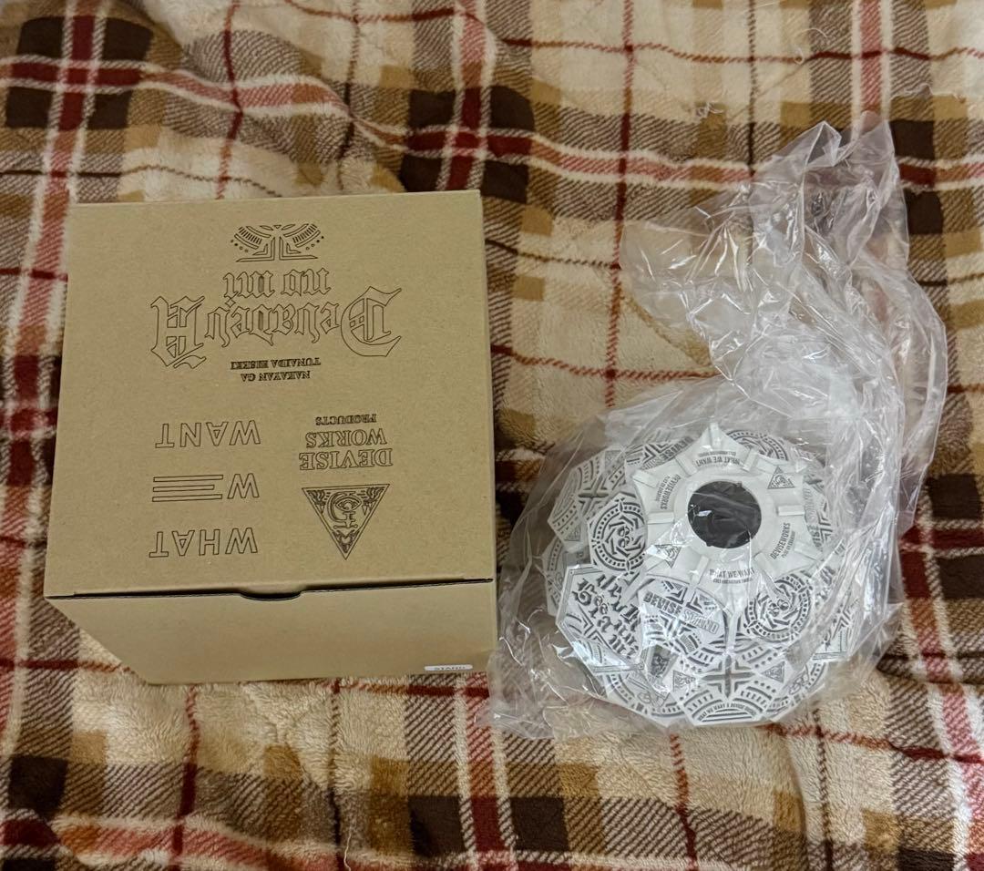 『デバデバの実』 deviseworks DEVADEVA White 白実