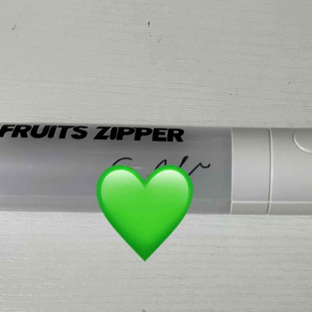 FRUITS ZIPPER 櫻井優衣 直筆サイン ペンライト