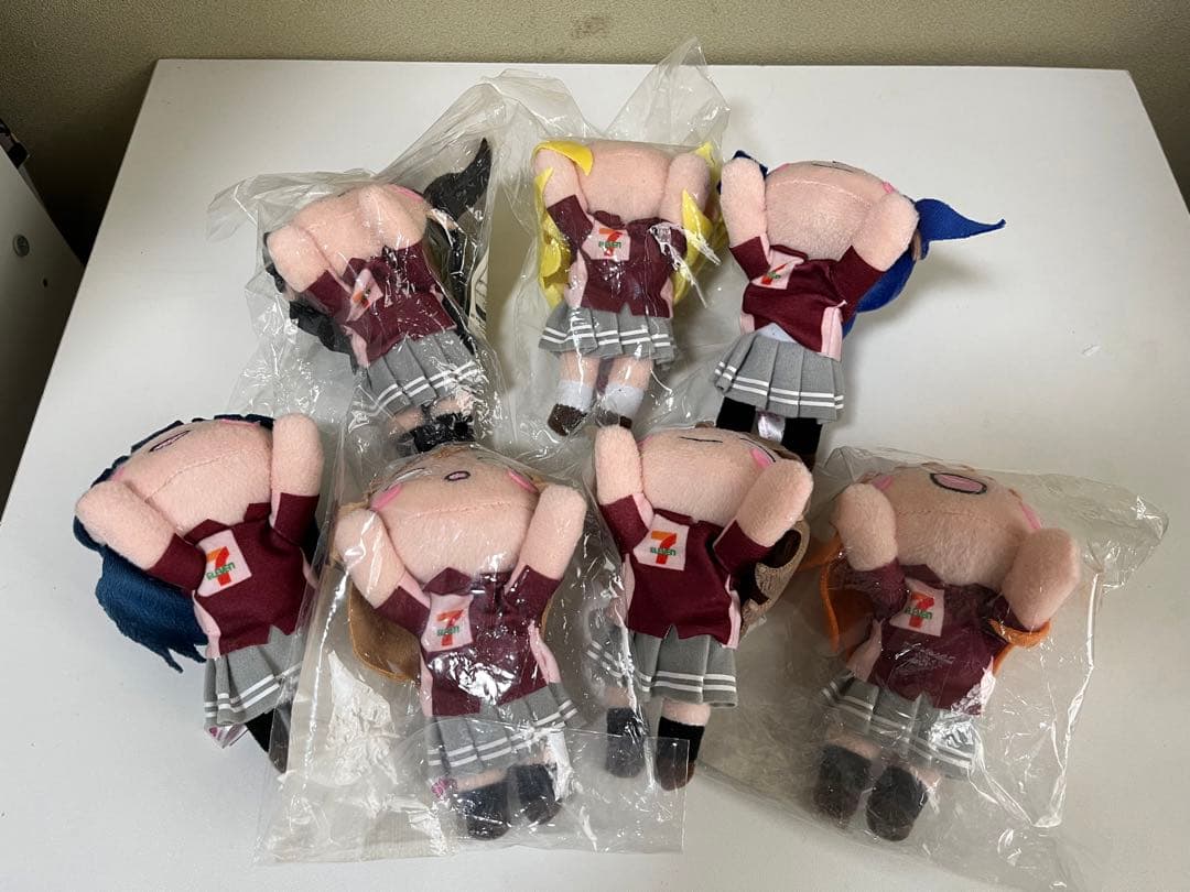 ラブライブサンシャイン 寝そべりぬいぐるみ セブンイレブン制服 7人