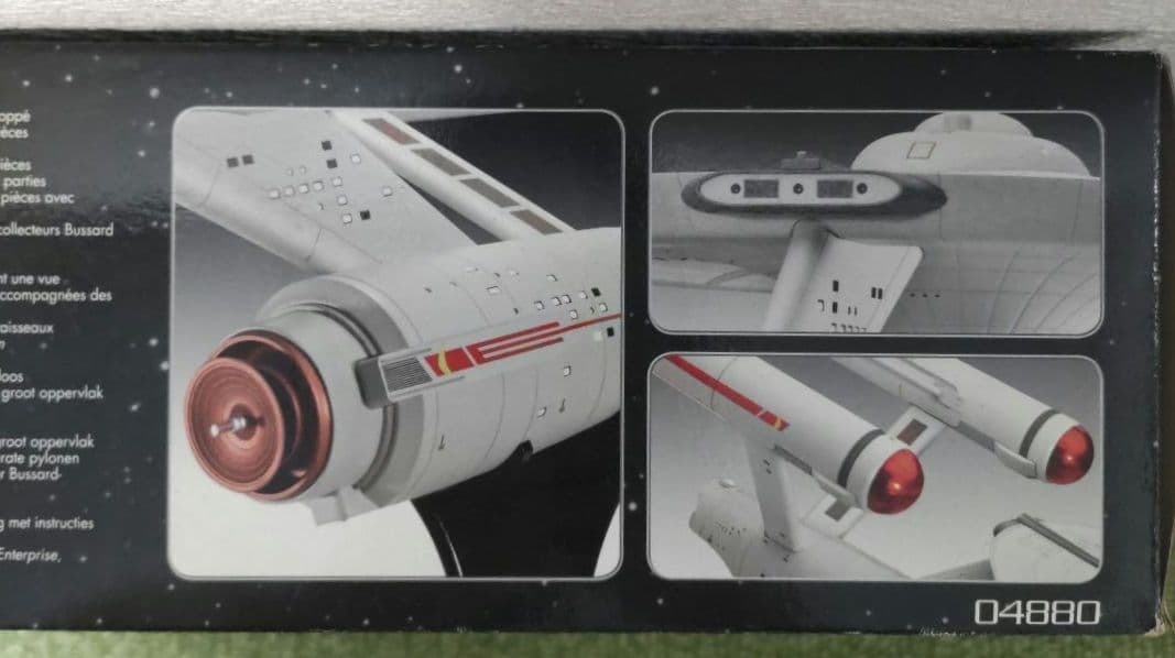 Revell STAR TREK U.S.S.エンタープライズ NCC-1701