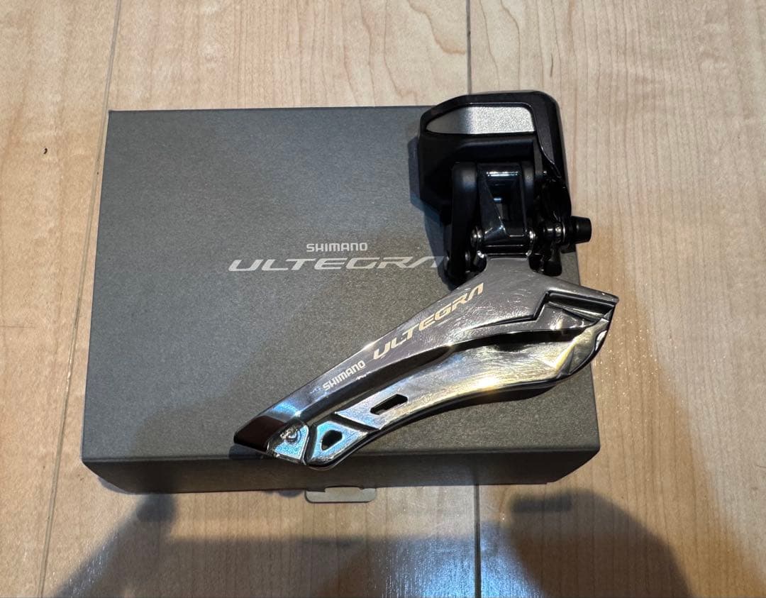 ShimanoUltegra di211速FD-R8050 フロントディレイラー