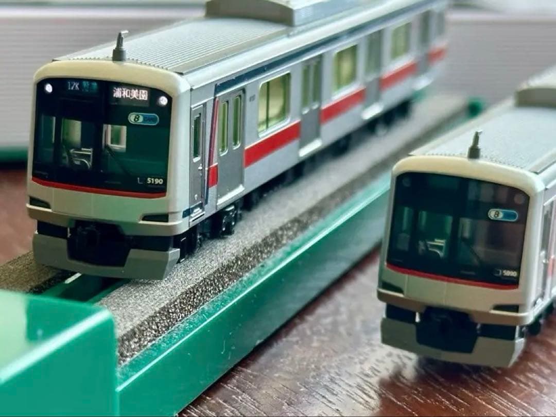 【仕掛品】KATOベース 東急目黒線5080系タイプ