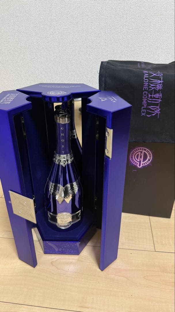 激レアANGEL CHAMPAGNE 攻殻機動隊　コラボ　ケース&空瓶